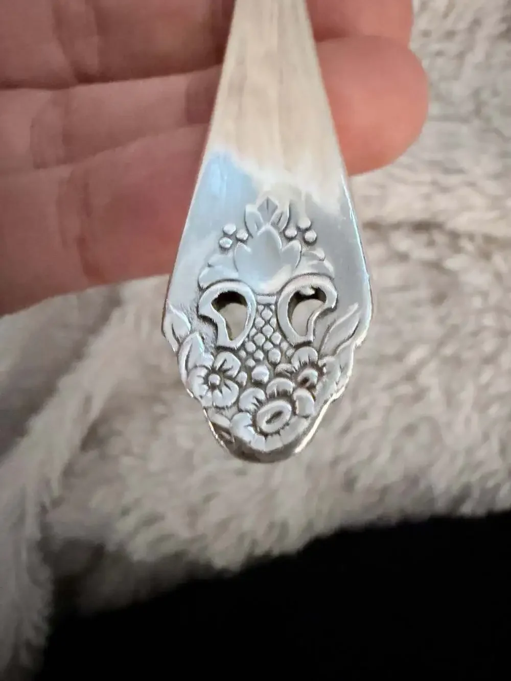 Holmes & Edwards Lovely Lady Silverplate Gumbo Soup Spoon